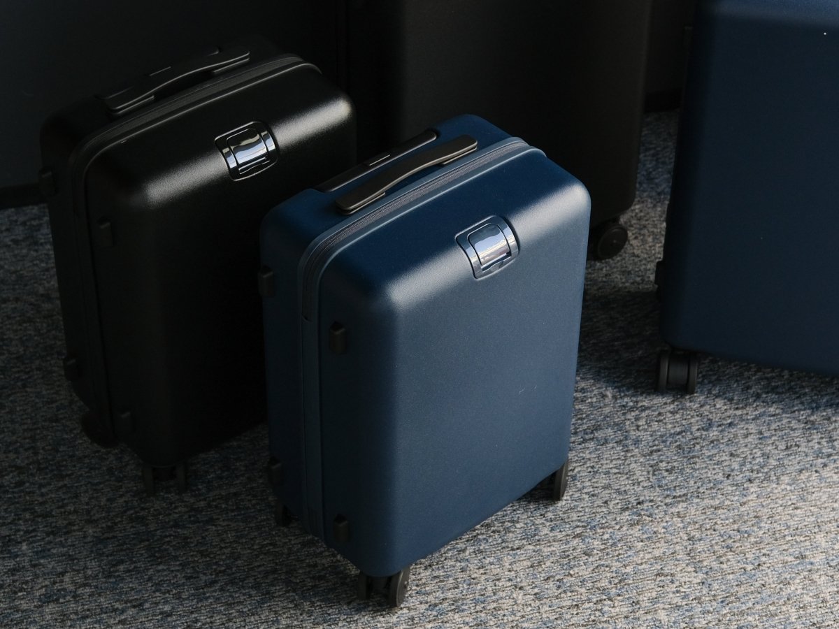 スーツケースのボディの素材の違い - aucentic