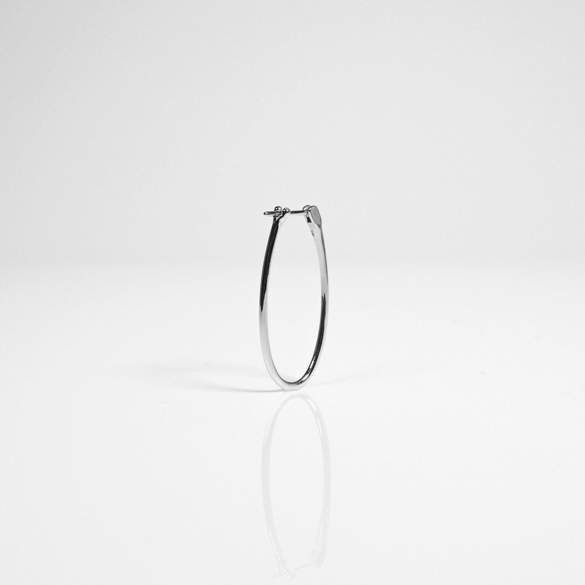 14k Solid Gold Eellipse Hoops WG - aucentic