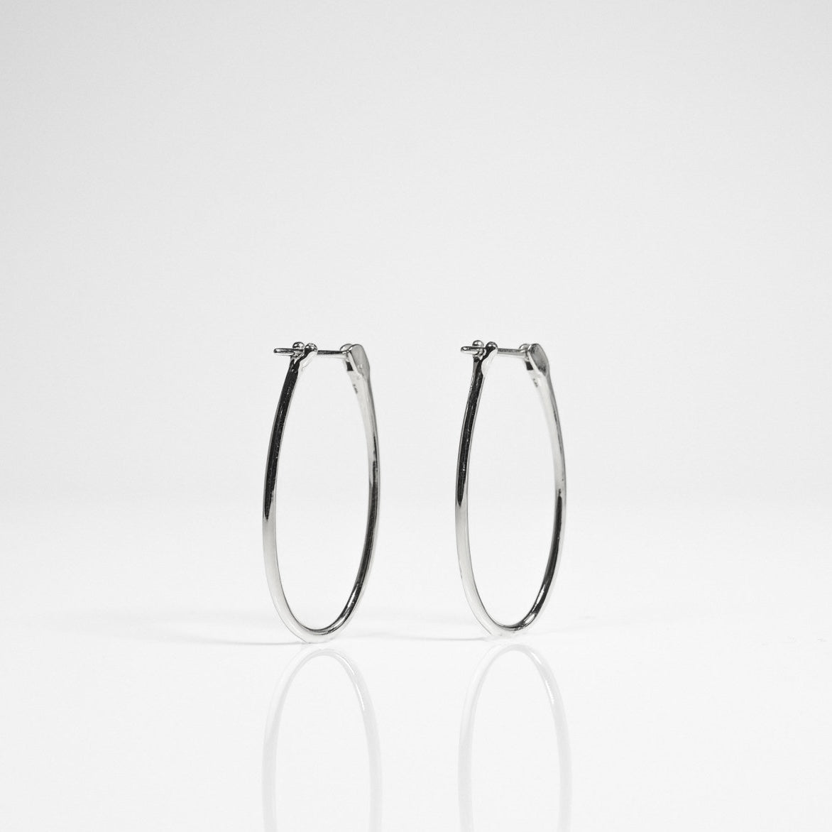 14k Solid Gold Eellipse Hoops WG - aucentic