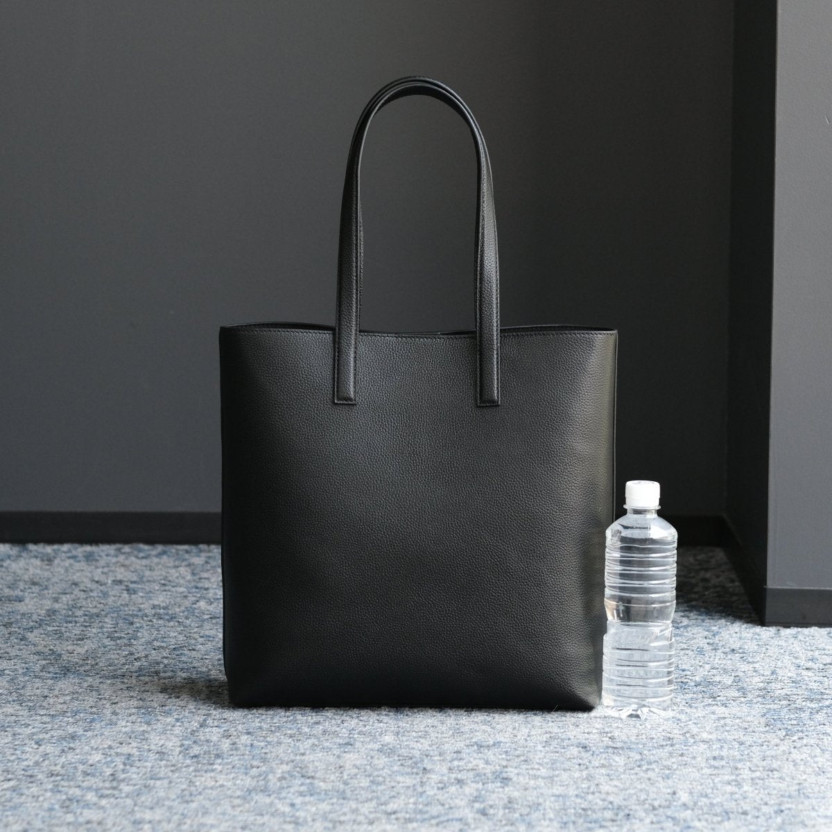 <受注生産:8月15日より順次発送予定>Italian Leather Casual Tote (Medium) - aucentic