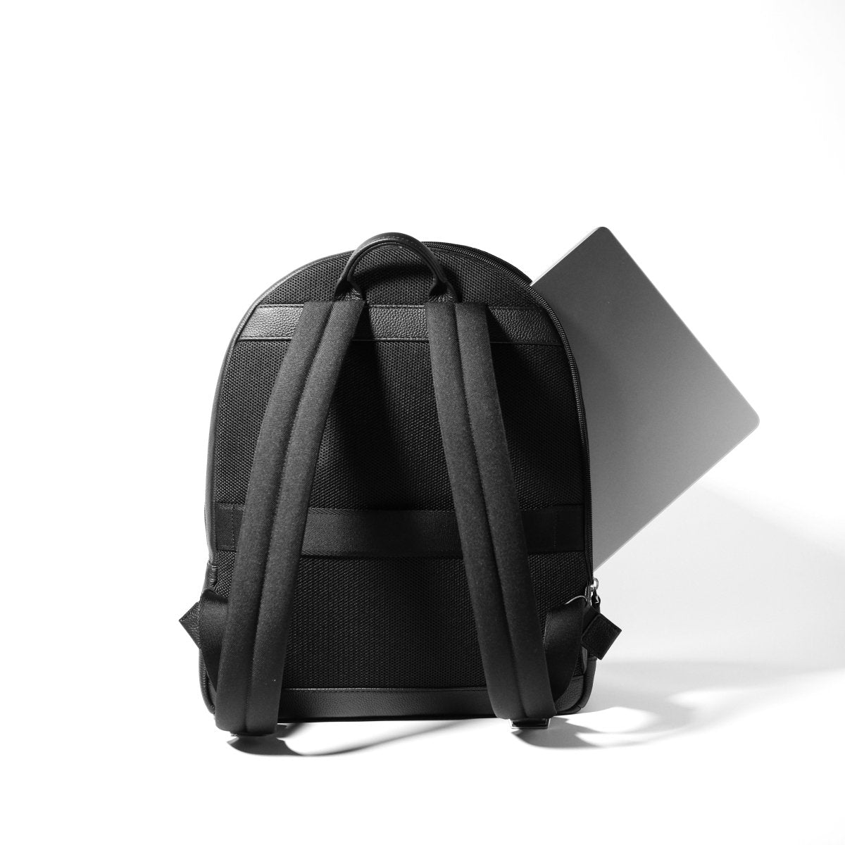 Full Grain Leather Round Backpack - aucentic