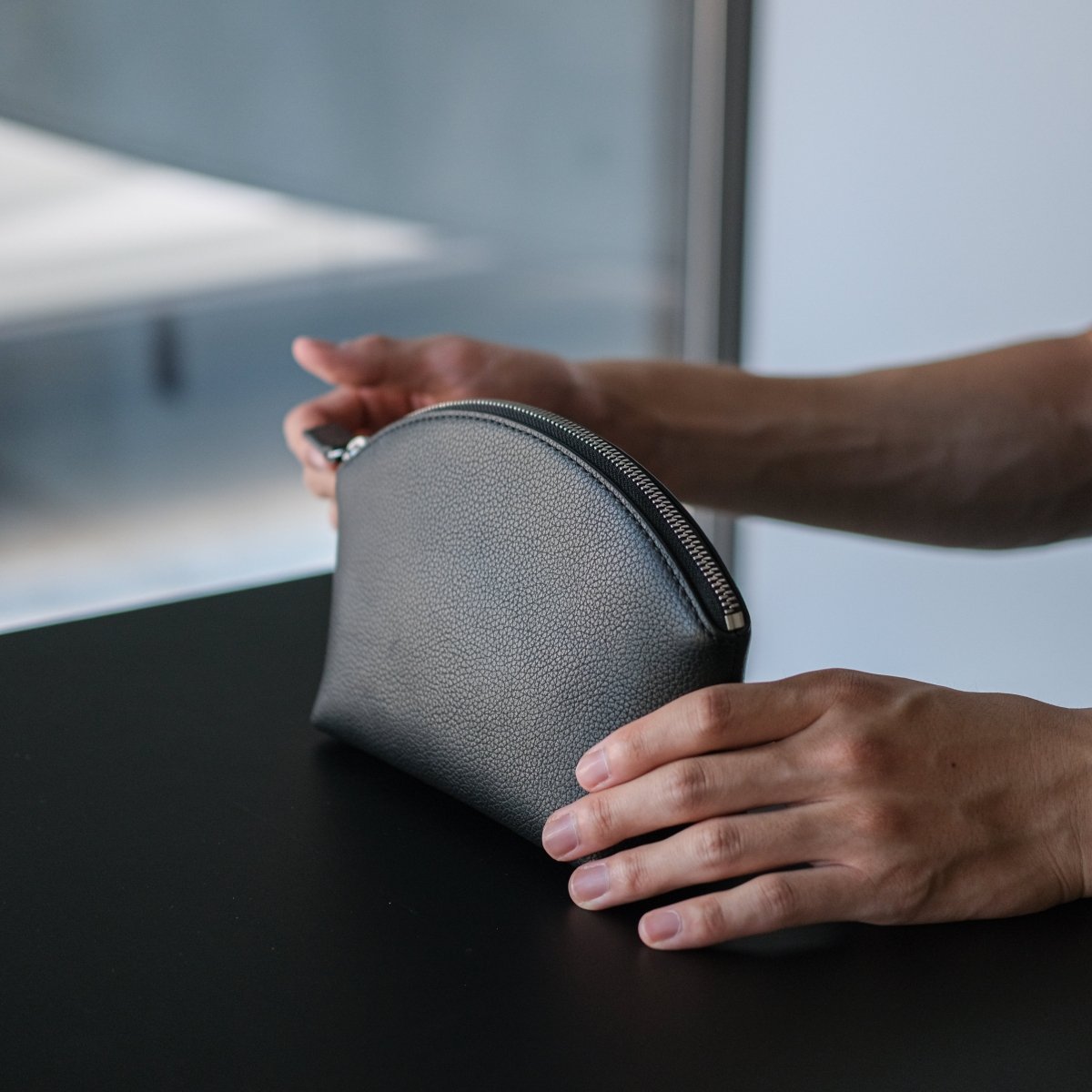 Italian Leather Pouch - aucentic