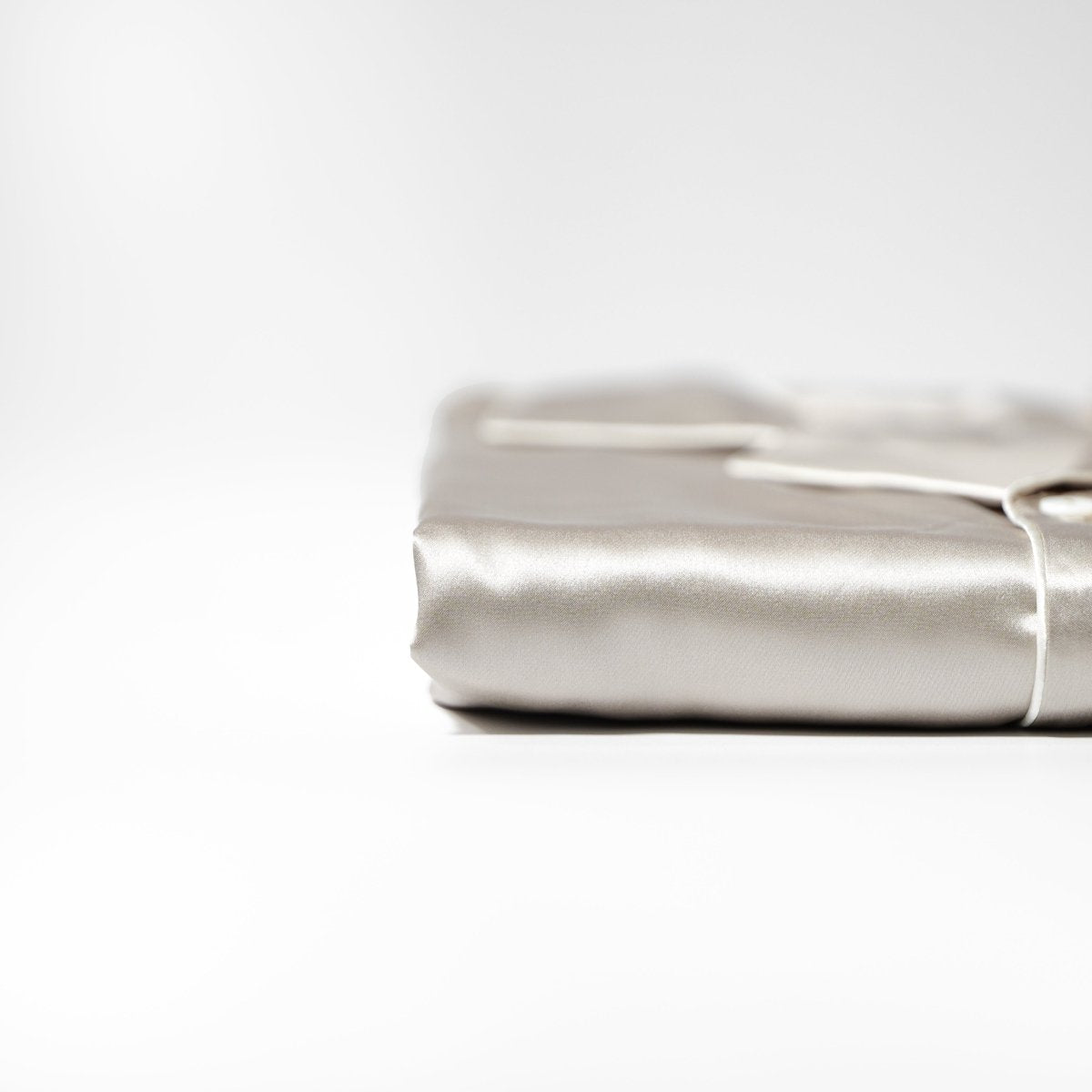 Mulberry Silk Sleepwear - aucentic