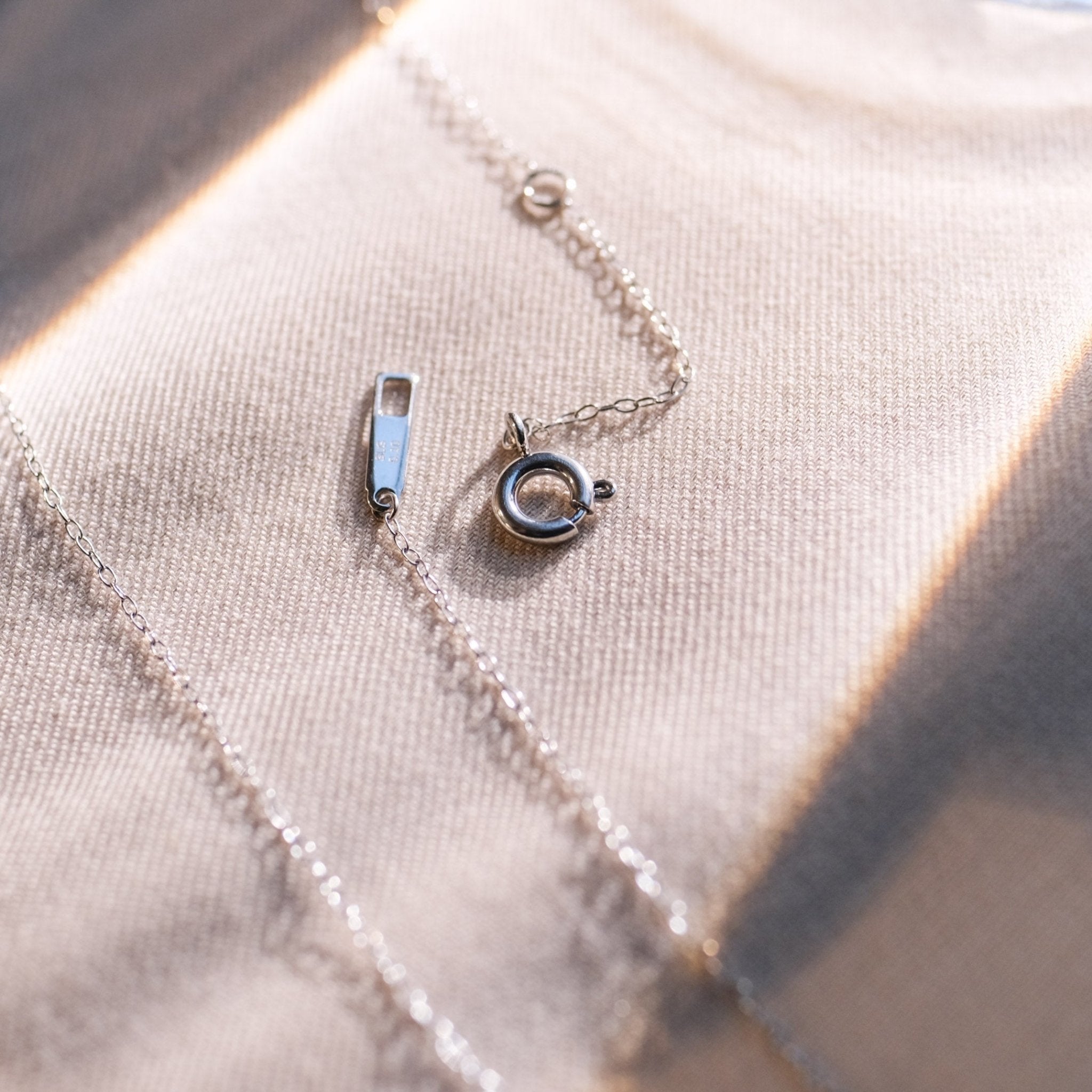 0.1ct 1Point Diamond Necklace - aucentic