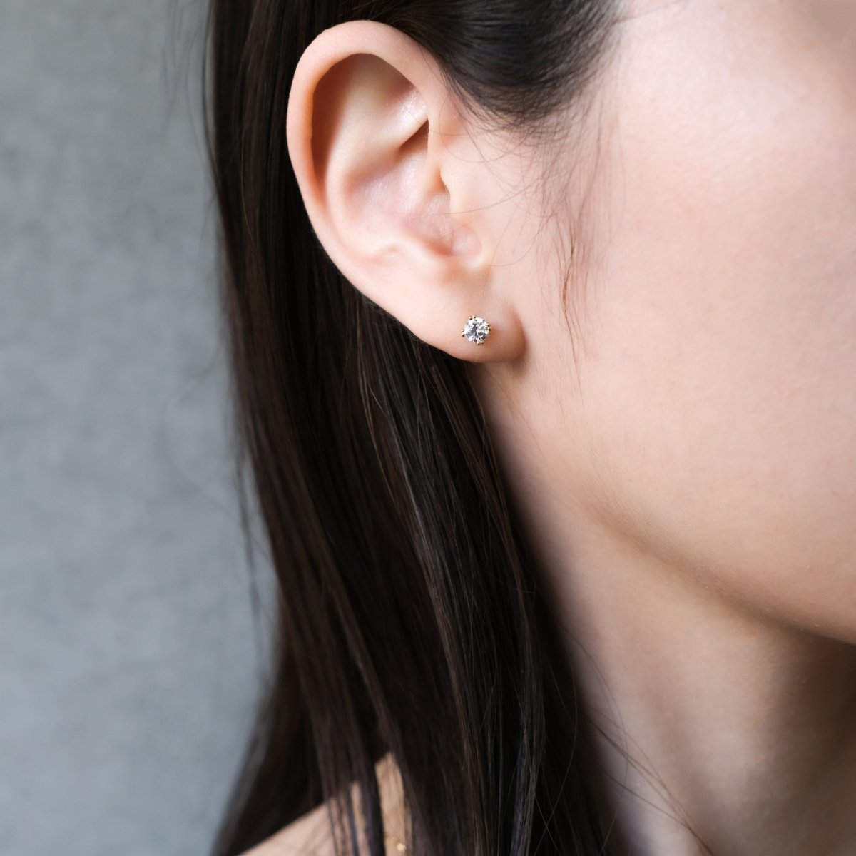 18K 0.3ct Lab Grown Diamond Studs (YG) - aucentic