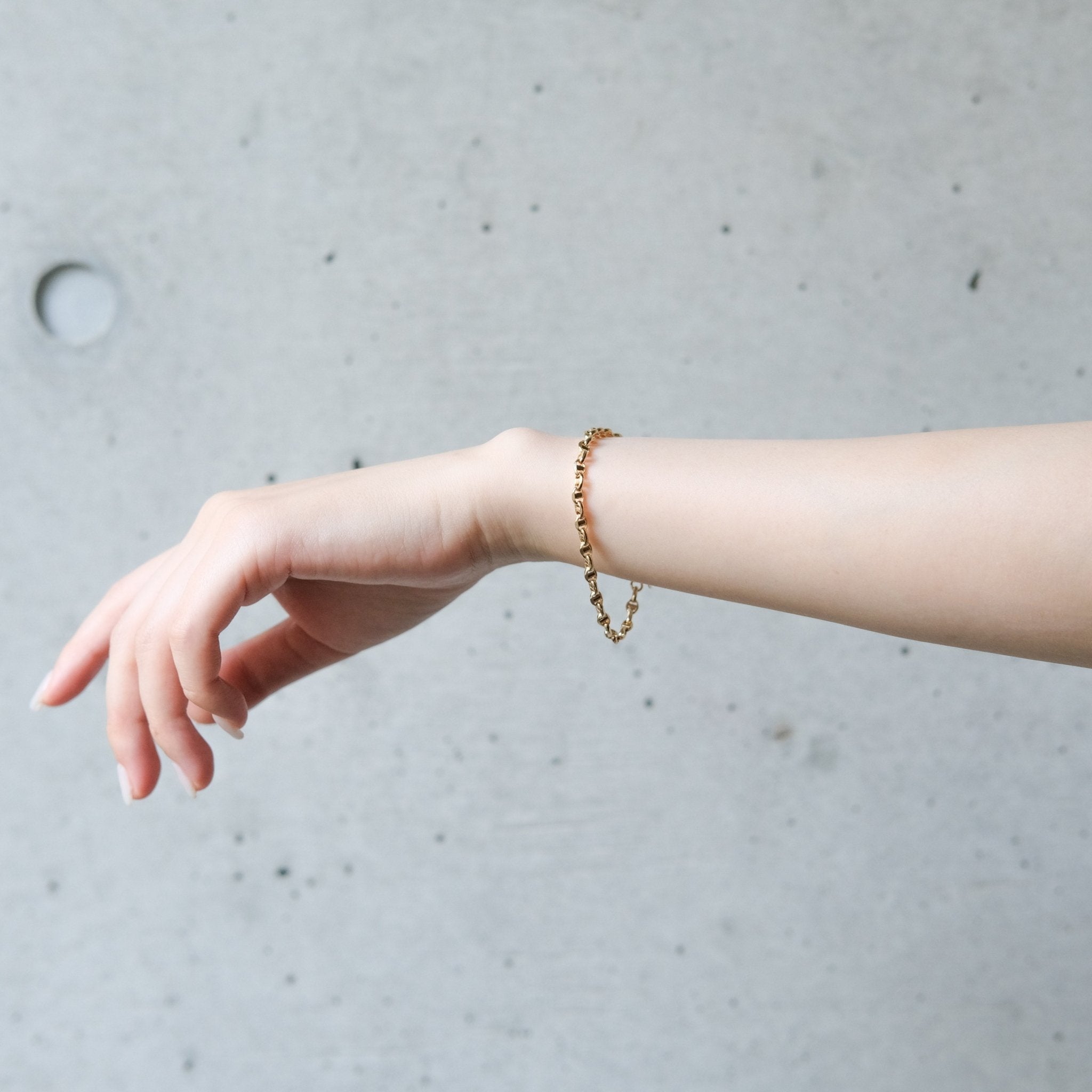 18K Anchor Chain Bracelet - aucentic