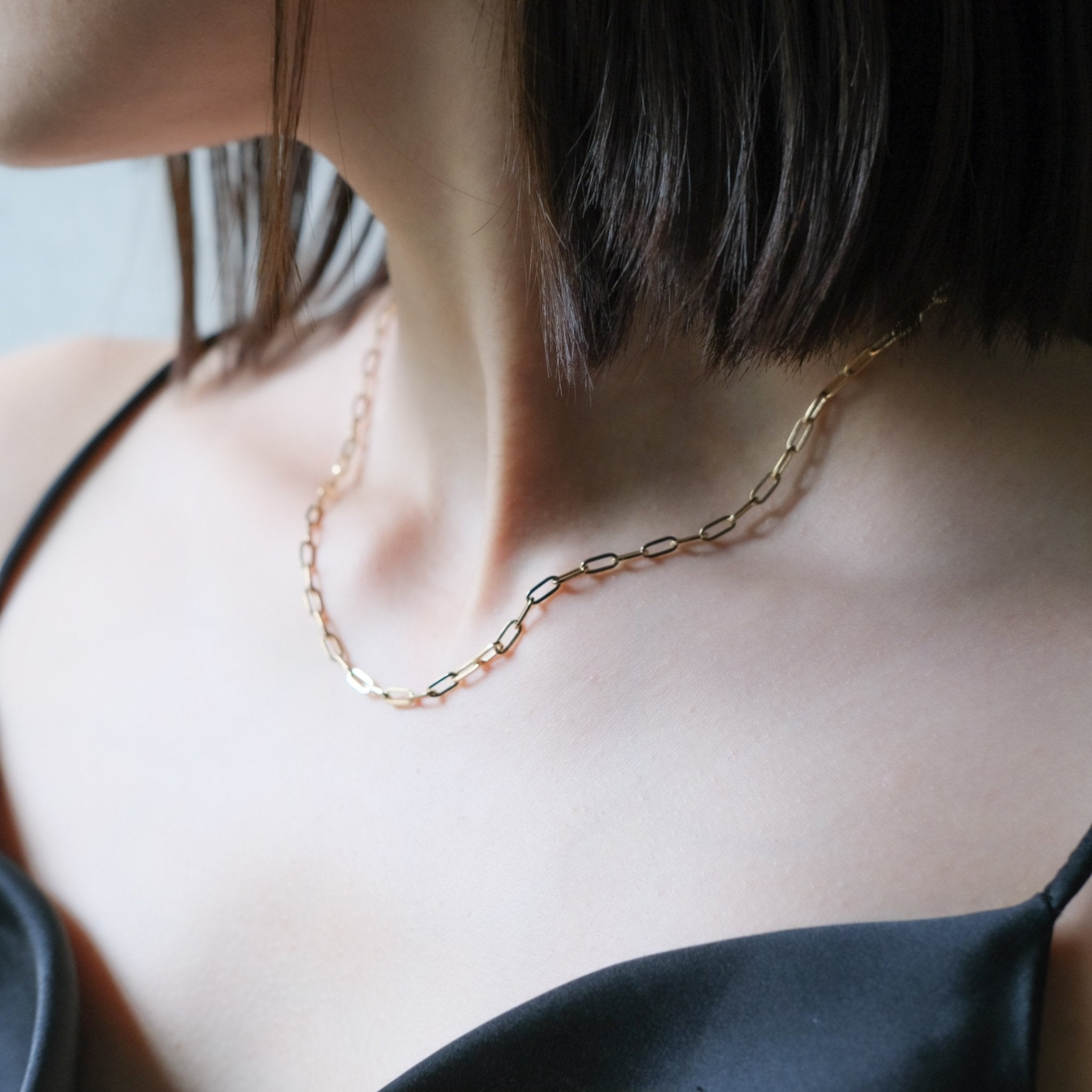 18K Hollow Paperclip Necklace - aucentic