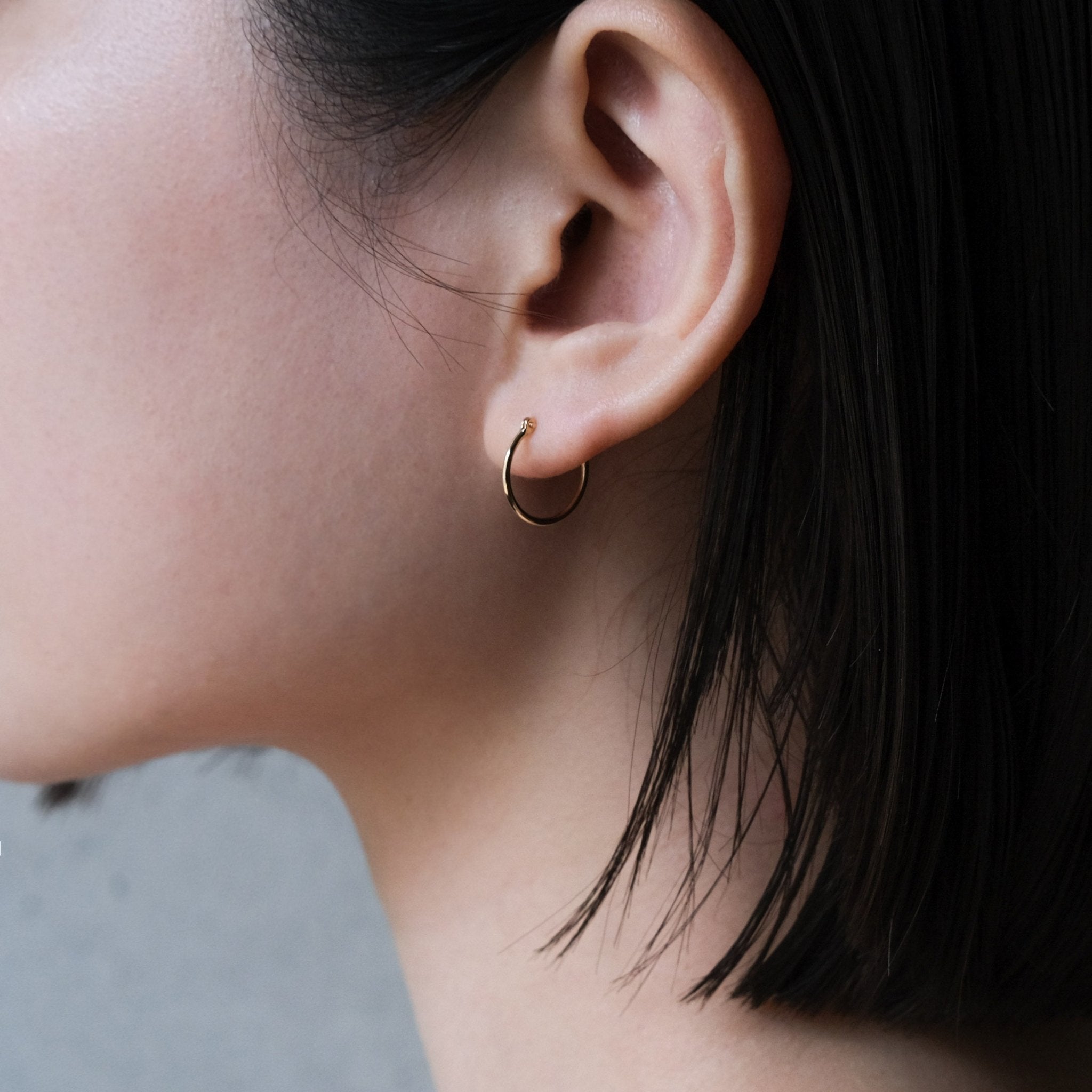 18K Skinny Hoops 1.3cm - aucentic