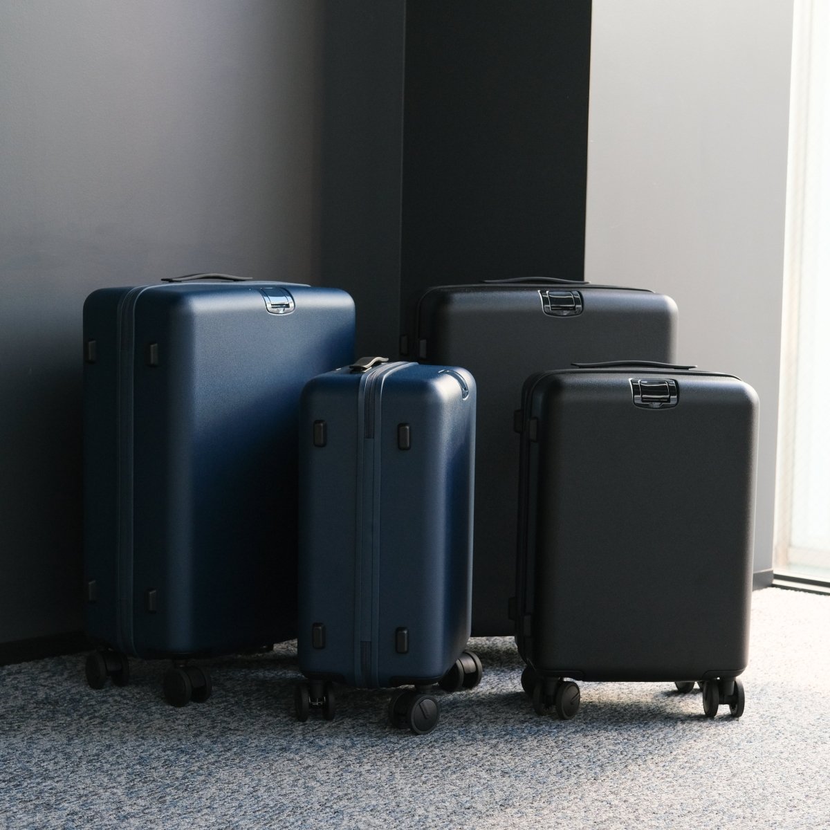 Essential Luxe Suitcase(Dark Blue) - aucentic