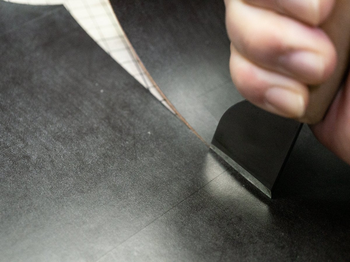 意外と知らない「皮」と「革」の違いと「鞣し」。 - aucentic