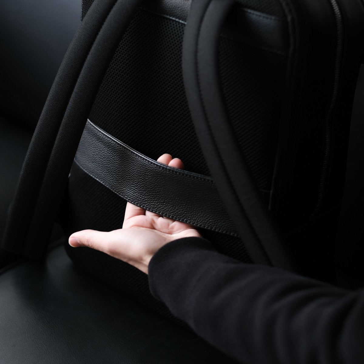 <受注生産：7月30日より順次発送予定>Full Grain Leather Backpack - aucentic