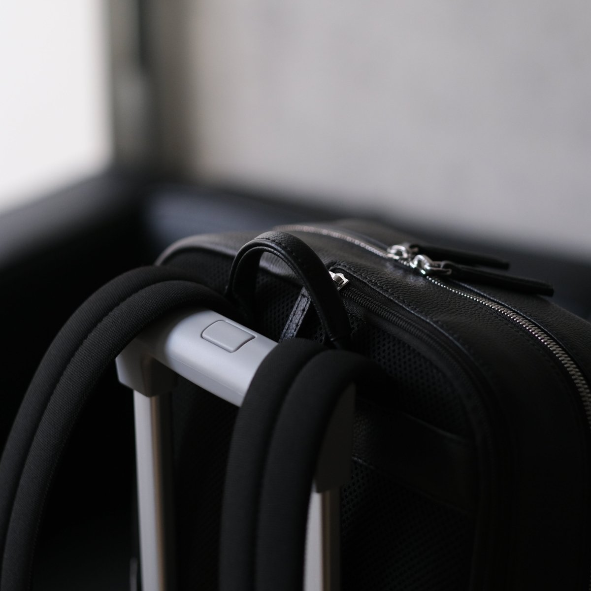 <受注生産：7月30日より順次発送予定>Full Grain Leather Backpack - aucentic