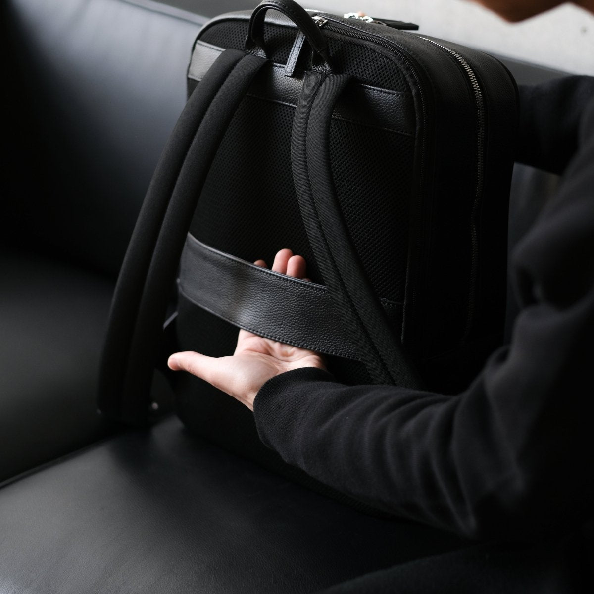 <受注生産：7月30日より順次発送予定>Full Grain Leather Backpack - aucentic