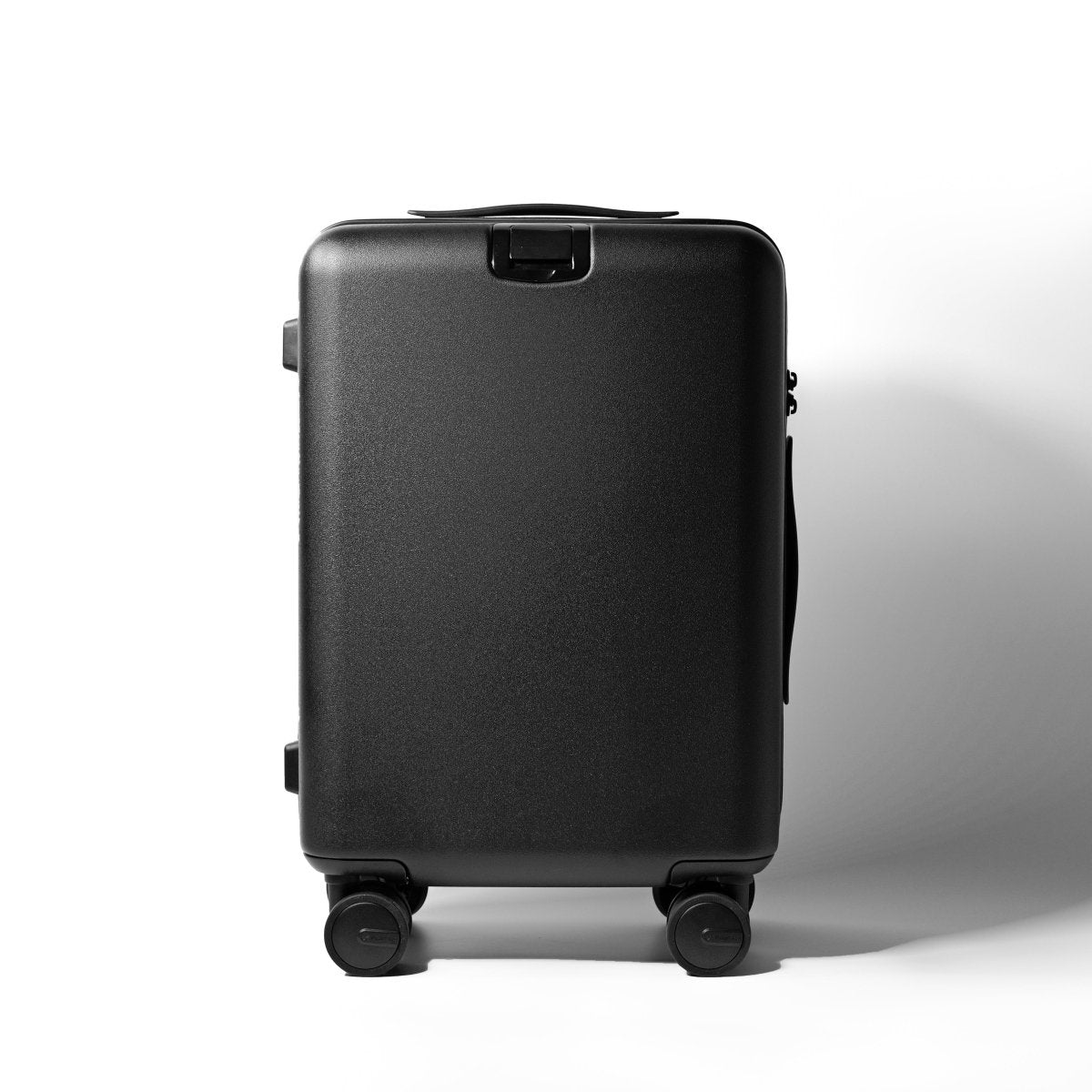 Essential Luxe Suitcase - aucentic