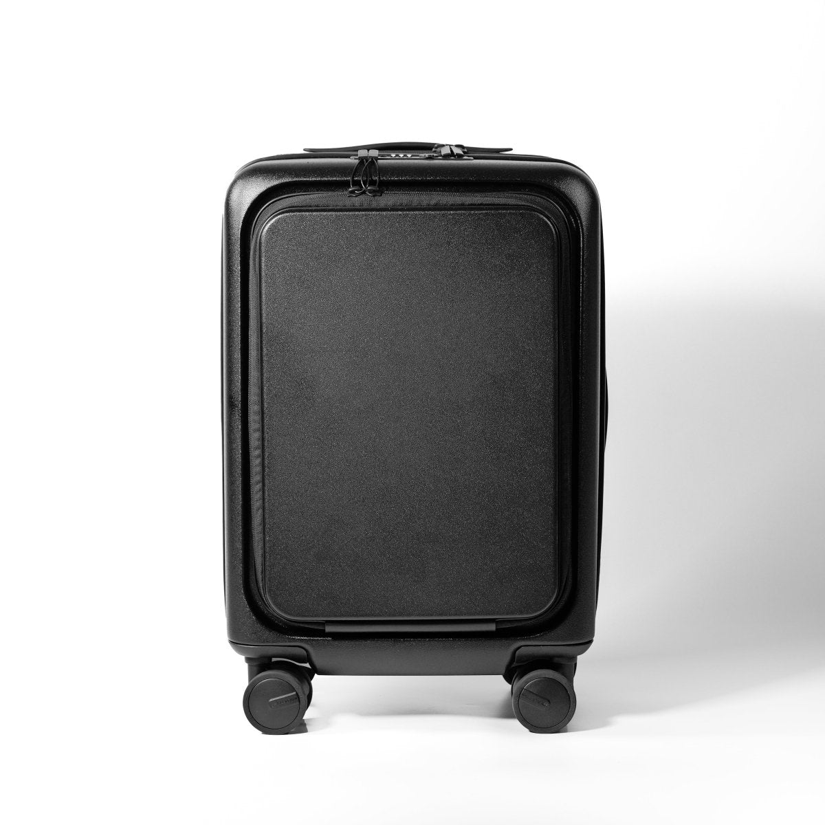Essential Smart Suitcase - aucentic