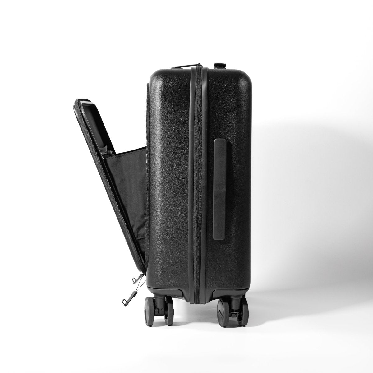 Essential Smart Suitcase - aucentic