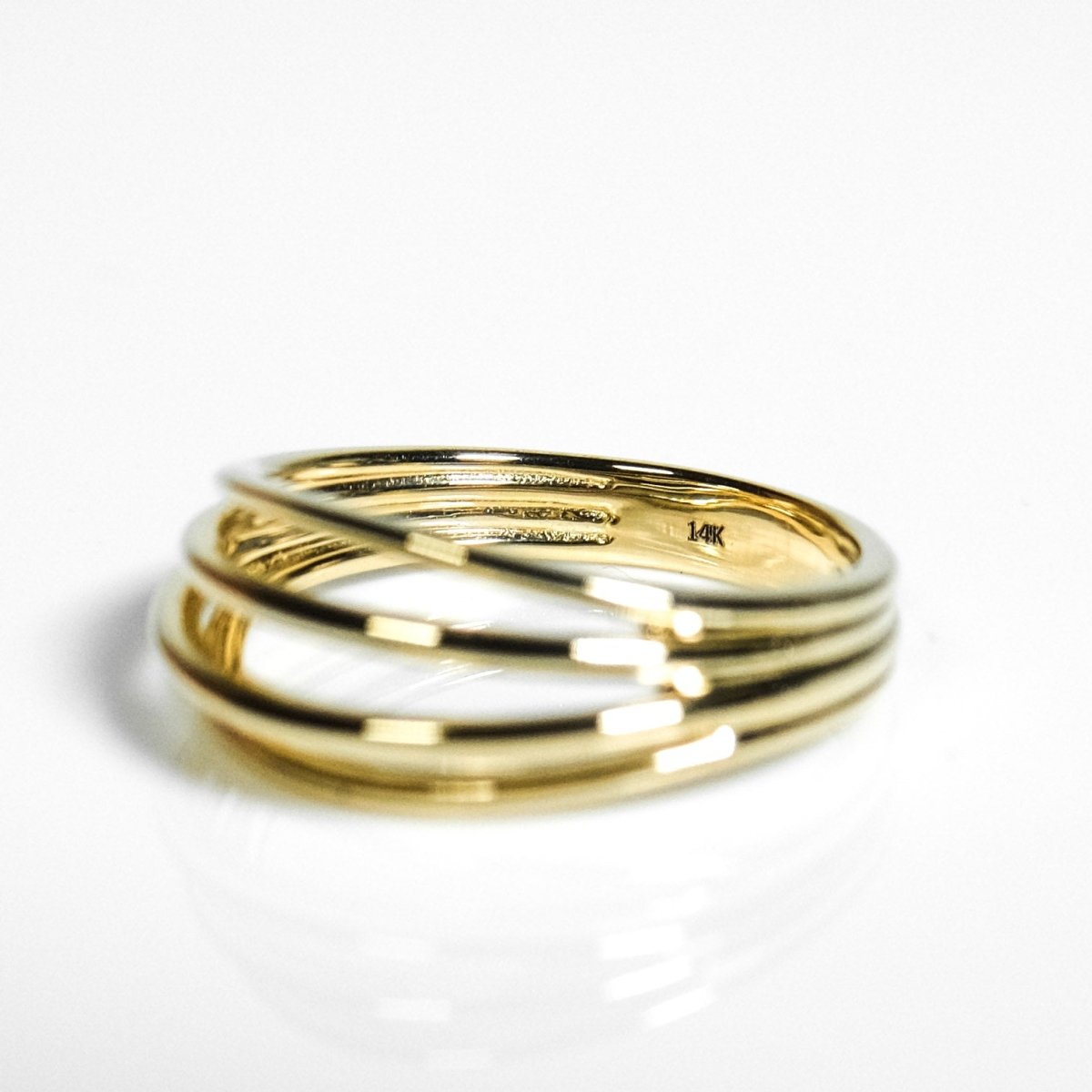 14k Solid Gold Fan Shape Ring - aucentic