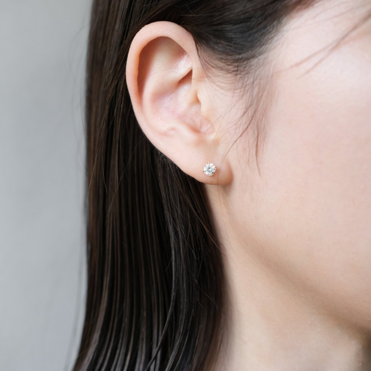 18K 0.3ct Lab Grown Diamond Studs (YG) - aucentic