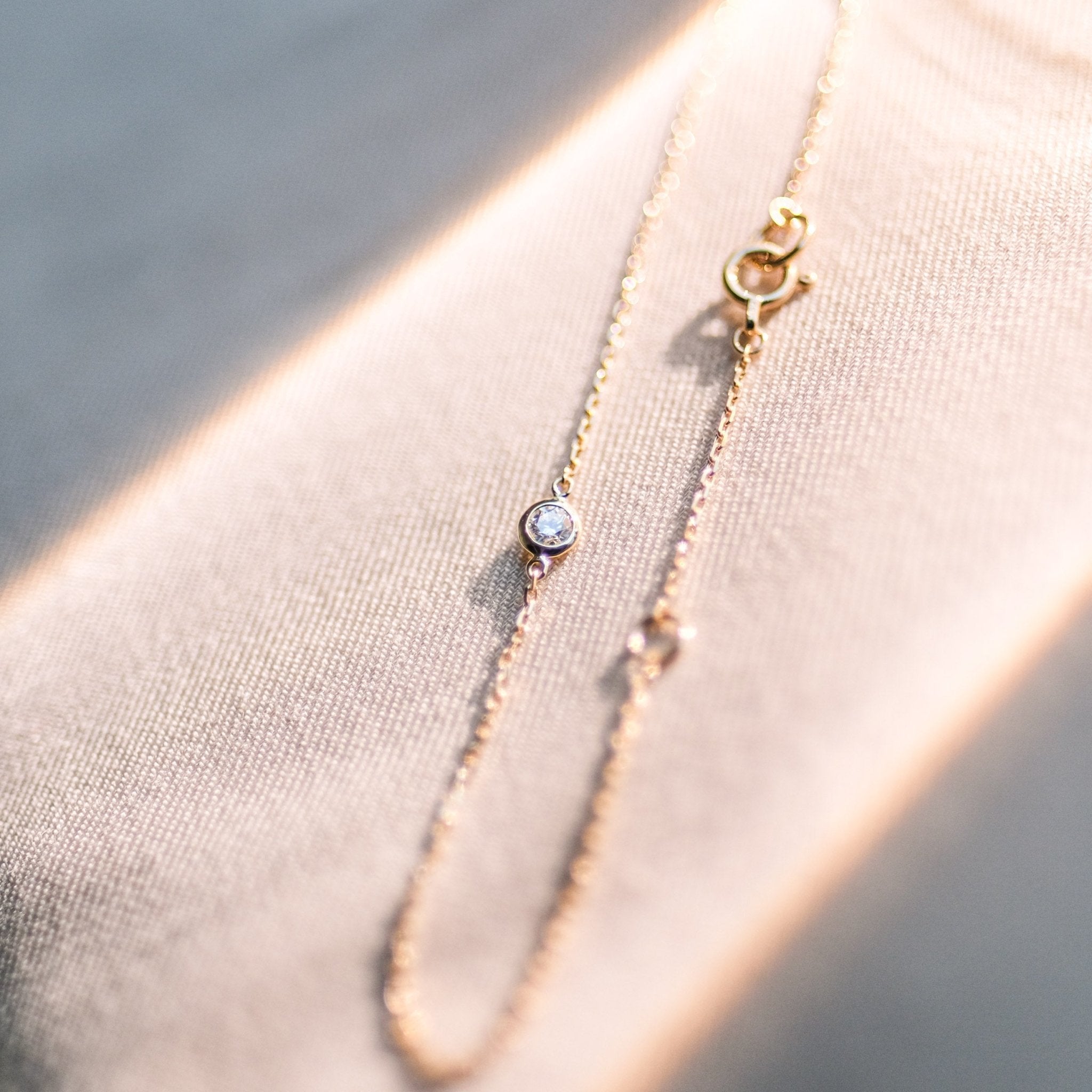 18K 1Point Diamond Bracelet - aucentic