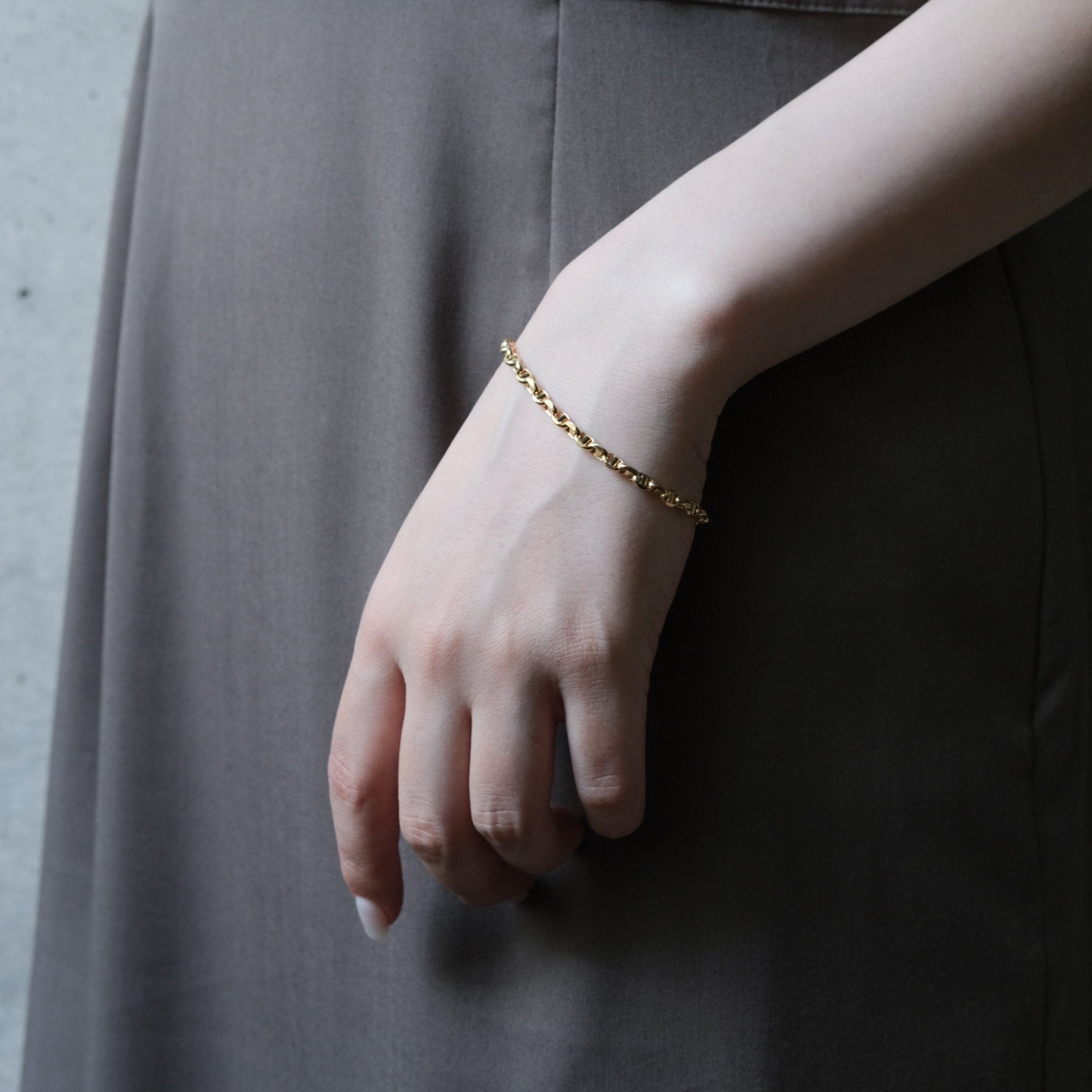 18K Anchor Chain Bracelet - aucentic